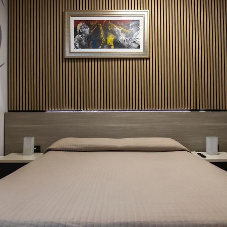 B&B Palazzo Storico Di Nicola Pescara Luaran gambar