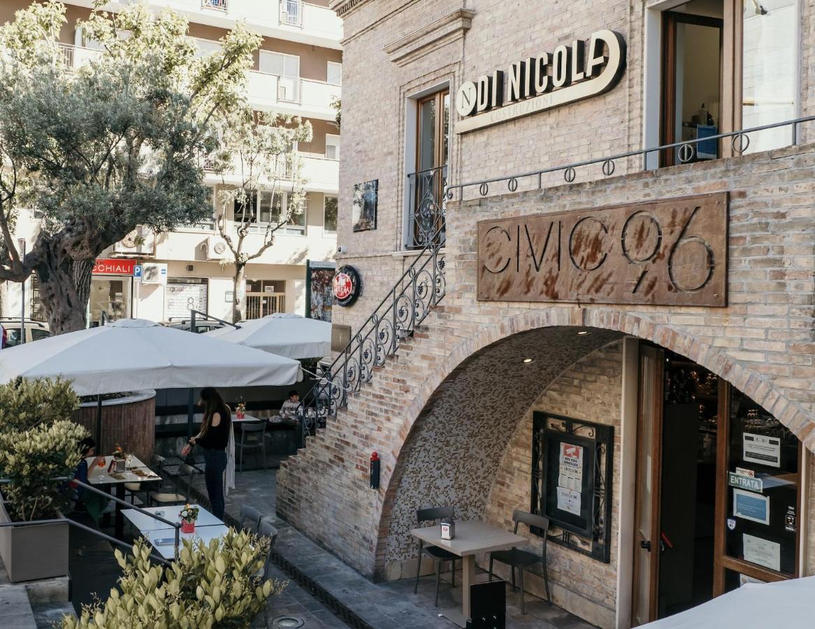 B&B Palazzo Storico Di Nicola Pescara Luaran gambar