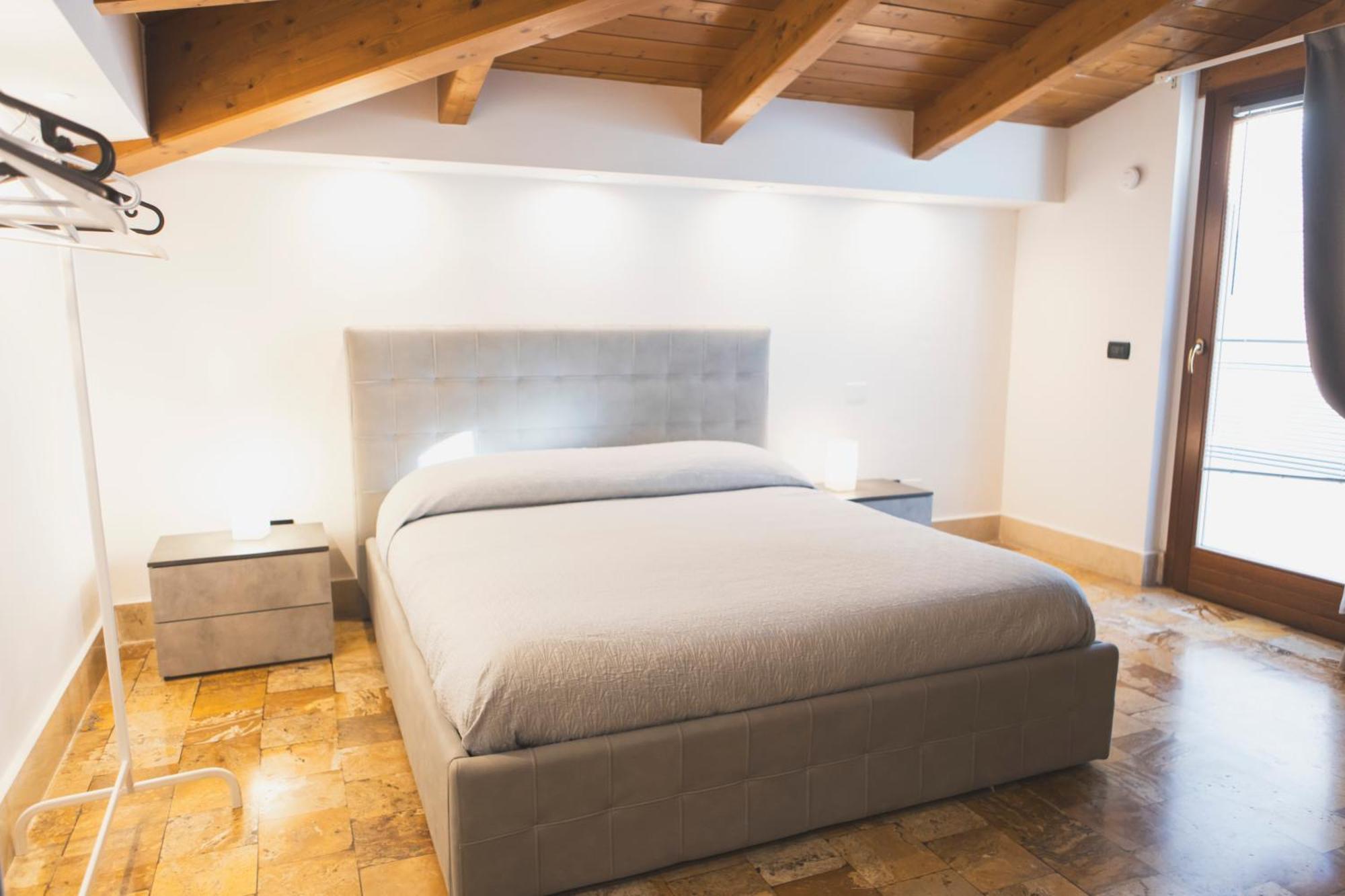 B&B Palazzo Storico Di Nicola Pescara Luaran gambar