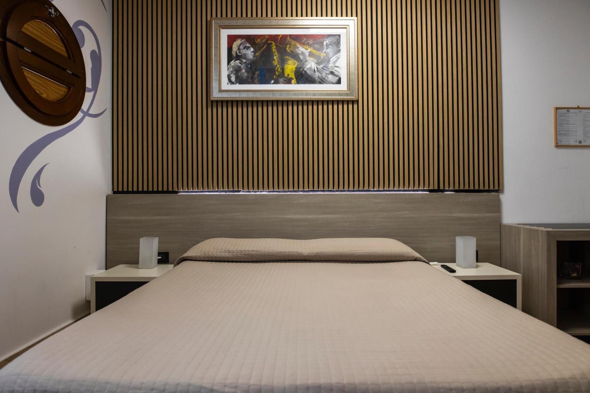 B&B Palazzo Storico Di Nicola Pescara Luaran gambar